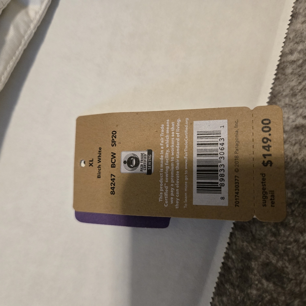 Patagonia White Quilted Vest for Layering - Picture 7 of 8